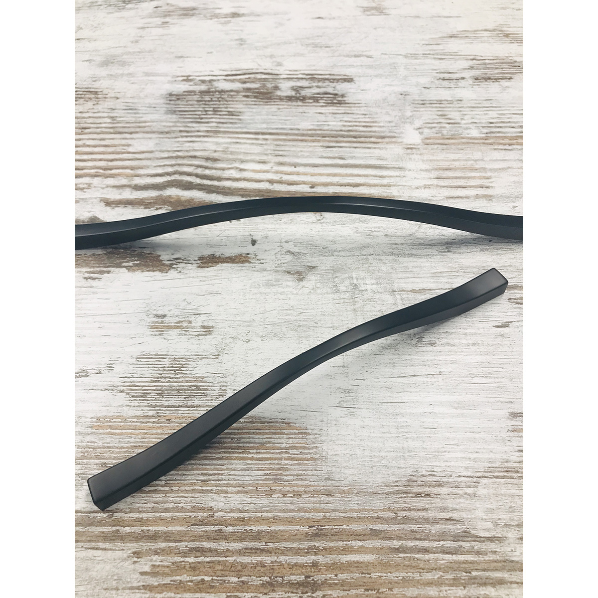 Castella Dune Wave Cabinet Handle - Matt Black