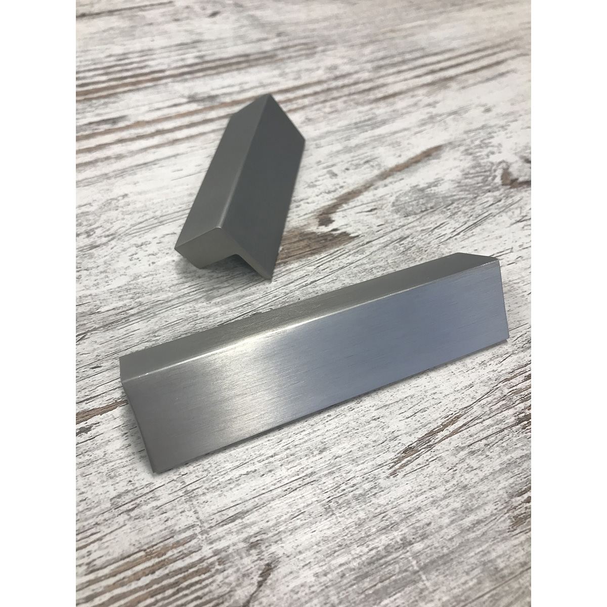Wren Cabinet Pull Handle - Brushed Nickel