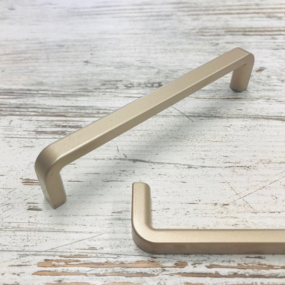 Chamagne Kitchen Cabinet Handle