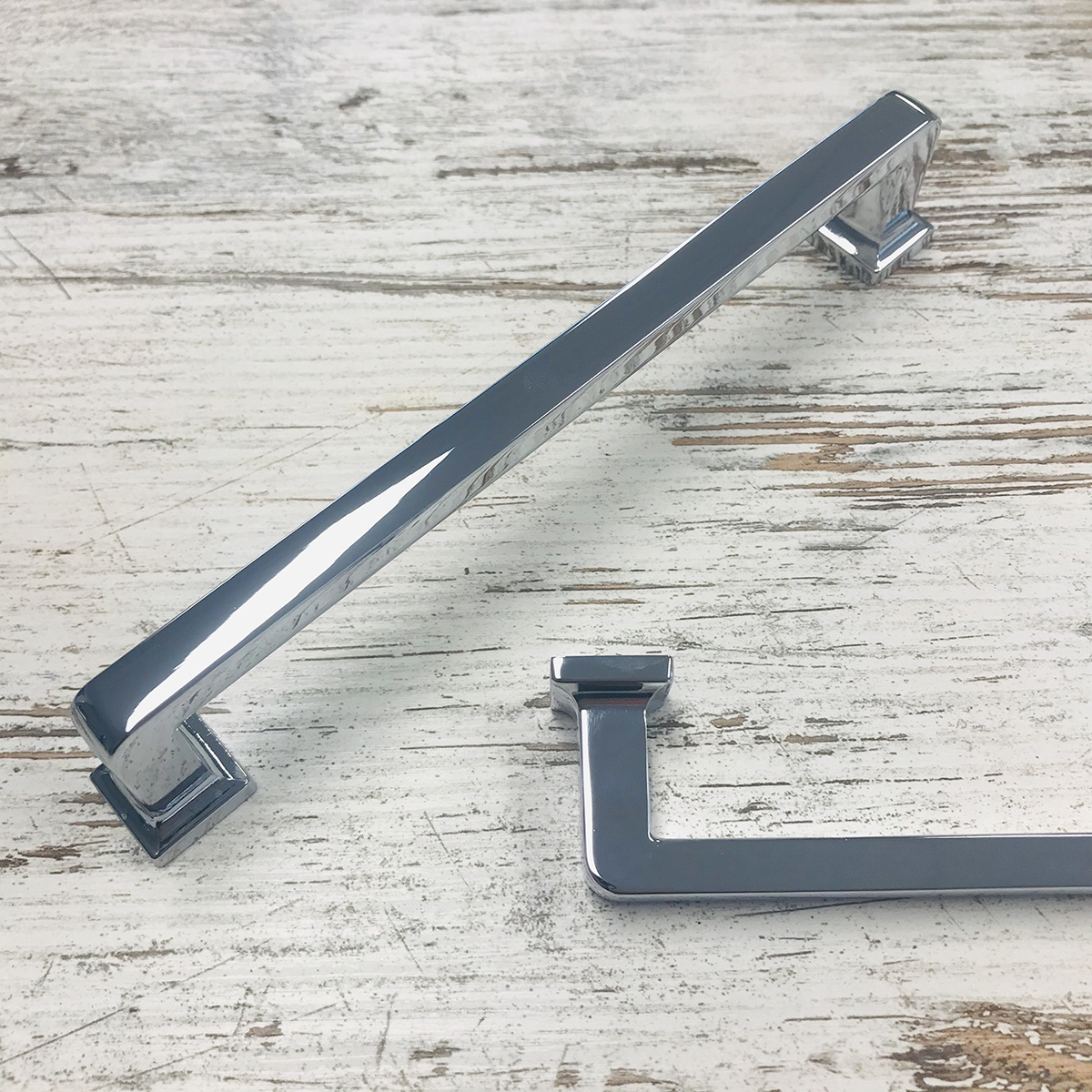 Lina Cabinet Handle - Polished Chrome