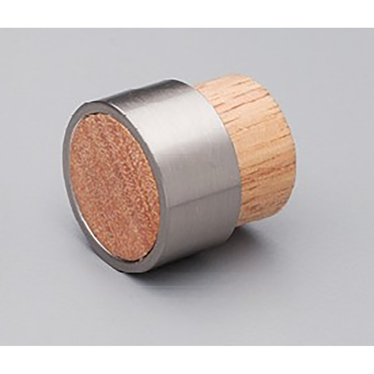 Viserion Cabinet Knob Oak & Silver