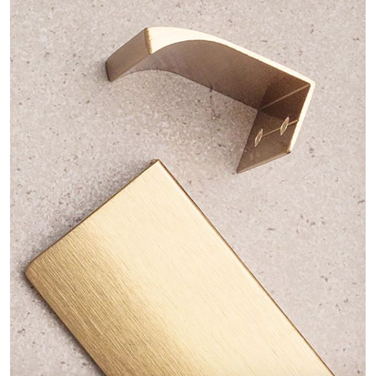 Jazzi Lip Pull Handle Brushed Rose Gold