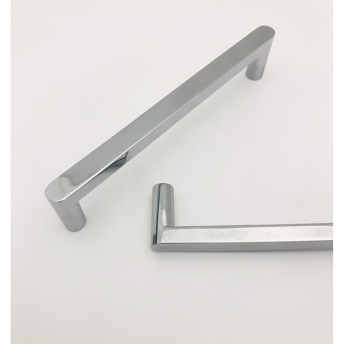Jacob Kitchen Cabinet Handle Polished Chrome
