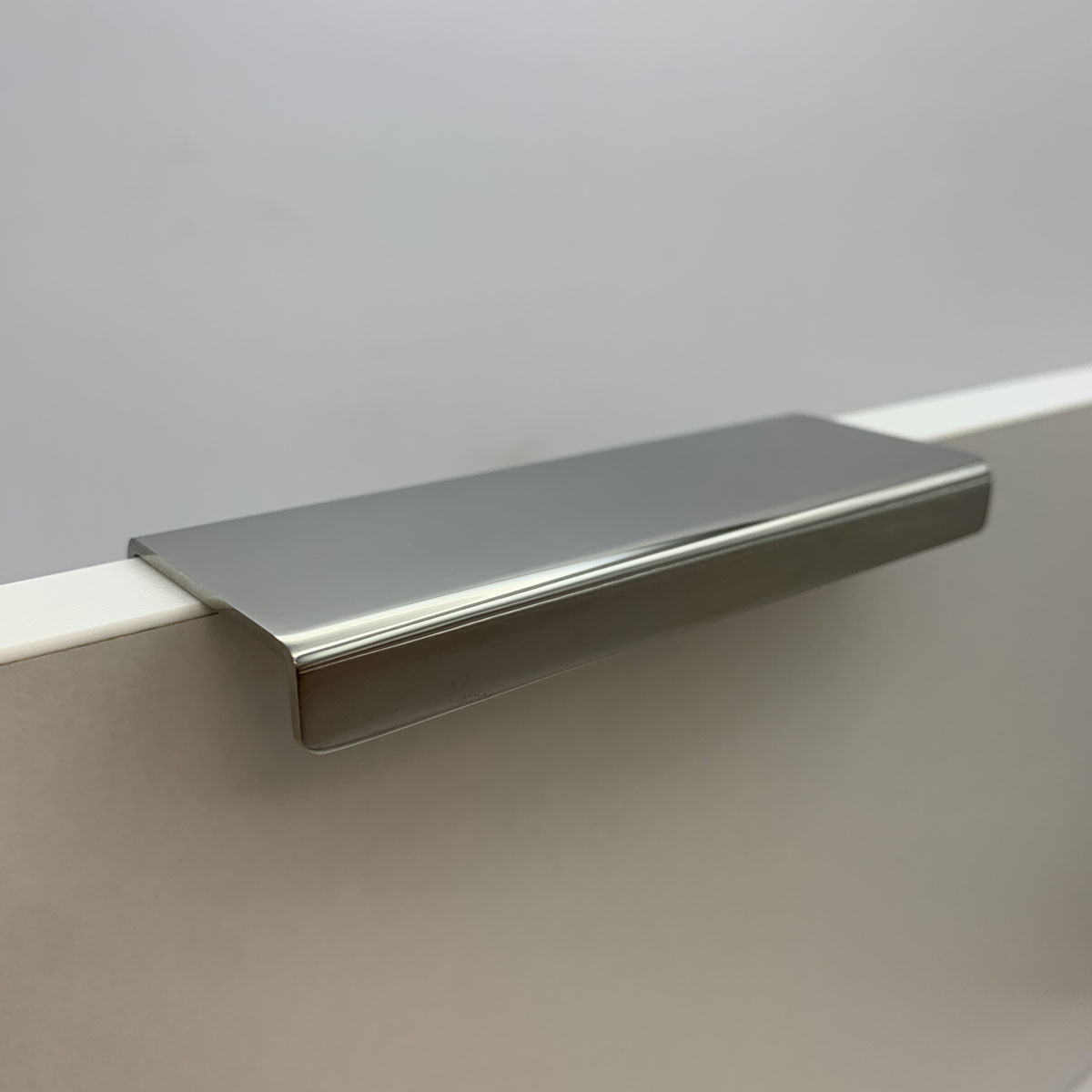 Kethy DL2132 Lip Pull Polished Stainless Steel - Cabinet Edge Pull